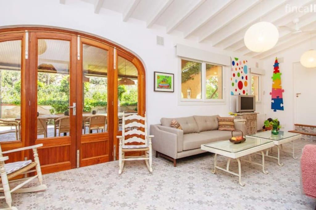 Son Llempaies, Finca For 12 โซเยร์ ภายนอก รูปภาพ